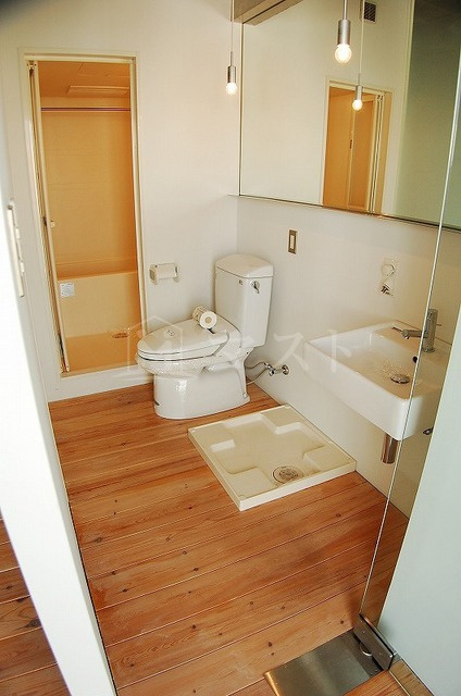 アドバンス心斎橋NEXTUREの洗面所|※別号室参考写真