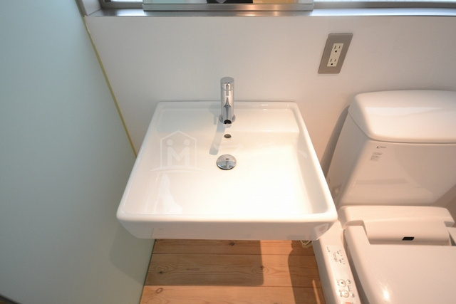 アドバンス心斎橋NEXTUREの洗面所|※別号室参考写真