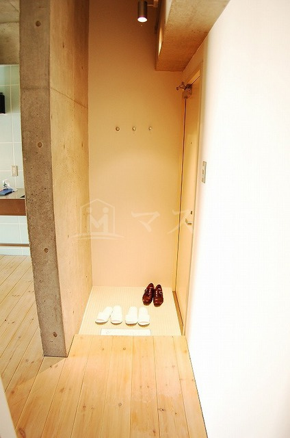 アドバンス心斎橋NEXTUREの玄関|※別号室参考写真