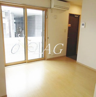 【居間・リビング】 | ｒｅｓｏｎａｎｃｅ | 洋室です。