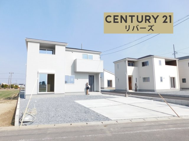 弥富市五斗山３丁目の新築一戸建の前面道路含む現地写真|◇１号棟◇　　いつでもご案内出来ます♪（お問合せ当日、平日、水曜、夜間でもＯＫ）　敷地５２．６６坪！　南西向き♪　収納豊富な５ＬＤＫ！　駐車６台以上ＯＫ！　バルコニー２ヵ所付き♪