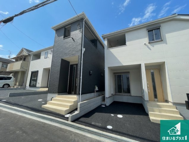 5日(土)6日(日)現地ご見学可能！　枚方市渚元町　第5期　新築一戸建ての外観|安心の10年保証！外観を美しく保ち、雨水で汚れを落とします！気になることがありましたら、お気軽にお問い合わせください！