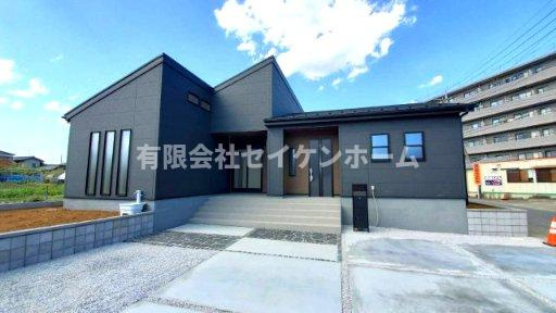 寄居町富田　新築住宅２号棟（平屋建）土地広々88坪超の外観パース