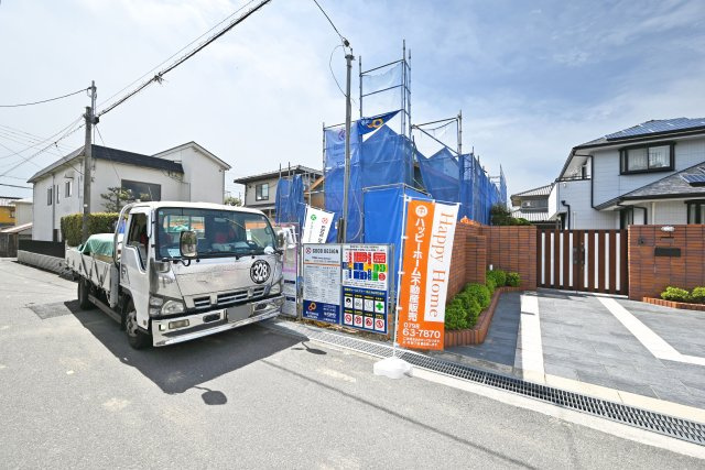 ブルーミングガーデン中野西2丁目新築一戸建て│4LDK+並列駐車２台可