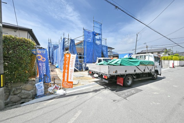 ブルーミングガーデン中野西2丁目新築一戸建て│4LDK+並列駐車２台可の外観|閑静な住宅地の2区画分譲地です。平屋プランと2階建てプランの2つをご用意しております。詳しくはお気軽にお問い合わせください。