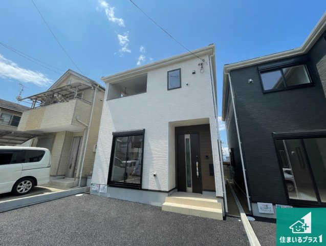 ■枚方市渚元町　第5期　新築一戸建ての外観|安心の10年保証！外観を美しく保ち、雨水で汚れを落とします！気になることがありましたら、お気軽にお問い合わせください！
