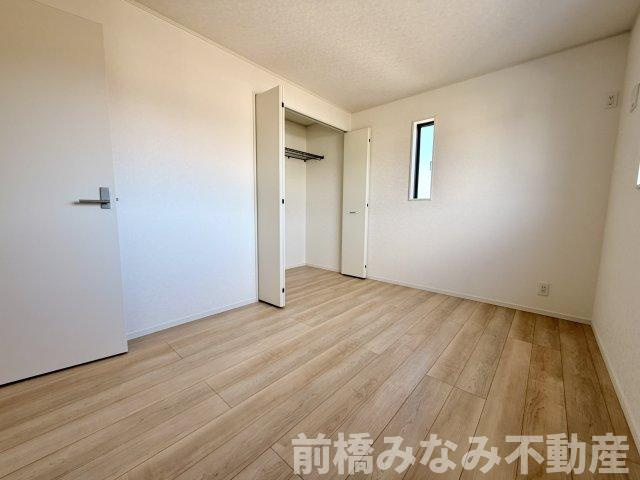 高崎市箕郷町白川第2　４号棟(全６棟)　クレイドルガーデン　新築建売分譲の洋室|きれいな洋室です
