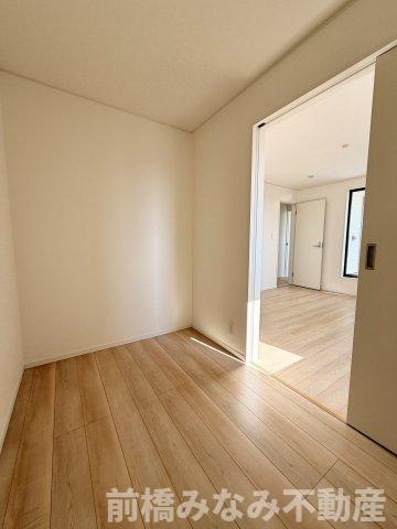 高崎市箕郷町白川第2　４号棟(全６棟)　クレイドルガーデン　新築建売分譲の洋室|ゆったりした洋室です