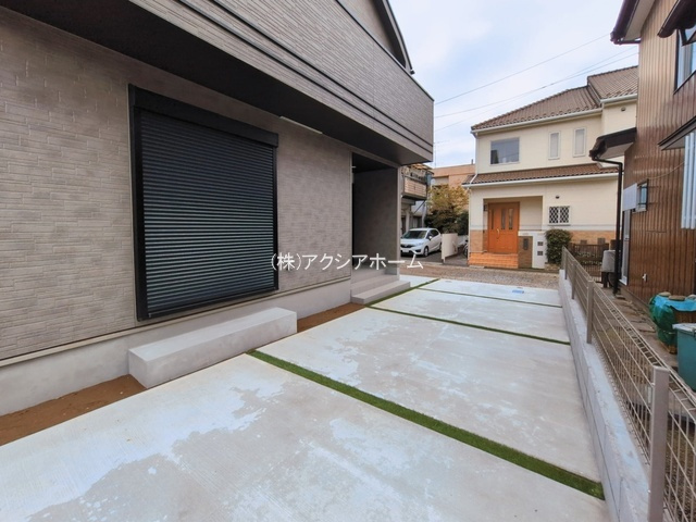 所沢市林3丁目・全2棟　新築一戸建　B号棟の駐車場|カースペース2台（車種による）