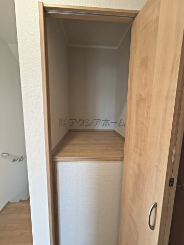 所沢市林3丁目・全2棟　新築一戸建　B号棟の収納|2Fホール収納