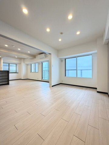 プリンスハイツ南17条の洋室