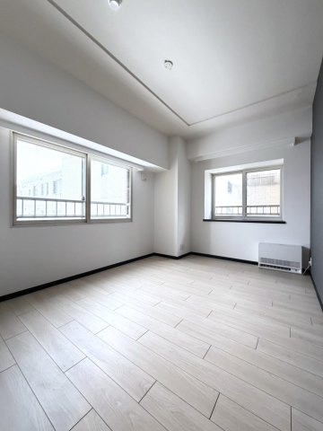 プリンスハイツ南17条の洋室