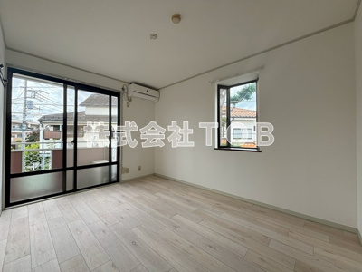 【洋室】 | 大沢ハイムⅡ | バルコニー側洋室