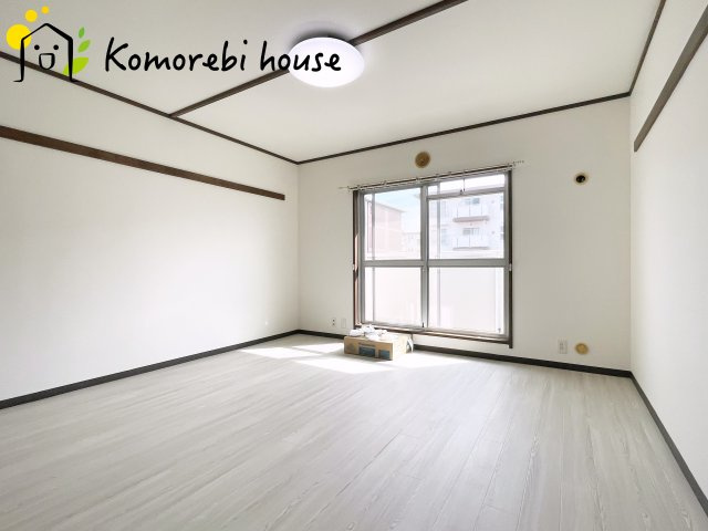 東新井団地9号棟の寝室|ゆとりの広さです