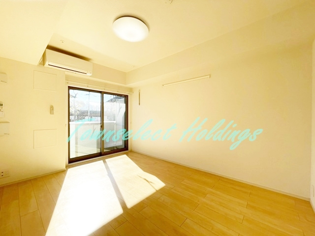 藤沢市湘南台２丁目のアパートの居間・リビング|使いやすいリビングになります♪