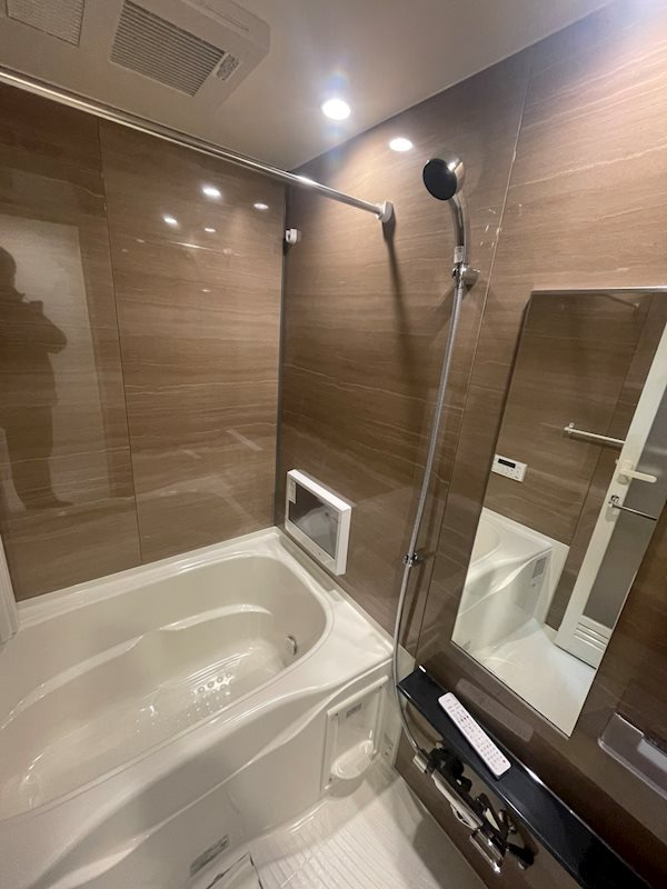 ARCOBALENO HASUNEⅠの浴室