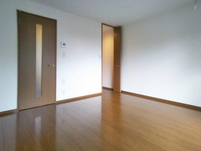 ニコール河辺の寝室