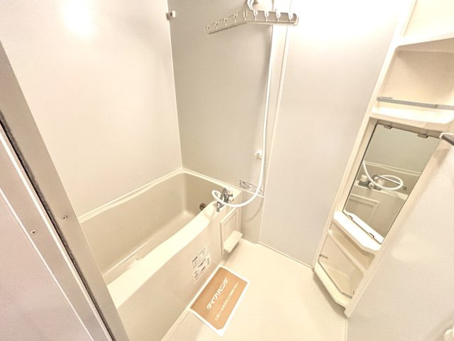 ニコール河辺の浴室