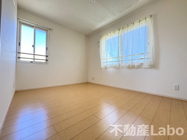 グランパルクの洋室