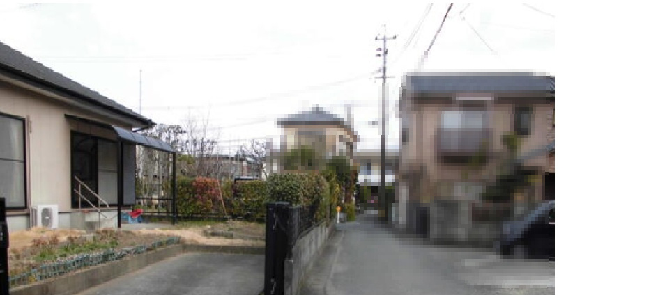 八代市大村町中古戸建の前面道路含む現地写真