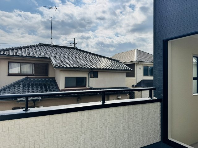 八王子市　久保山町　新築一戸建て　２期のバルコニー|～南向きで陽当たりの良いバルコニー　洗濯物がよく乾きそうです～