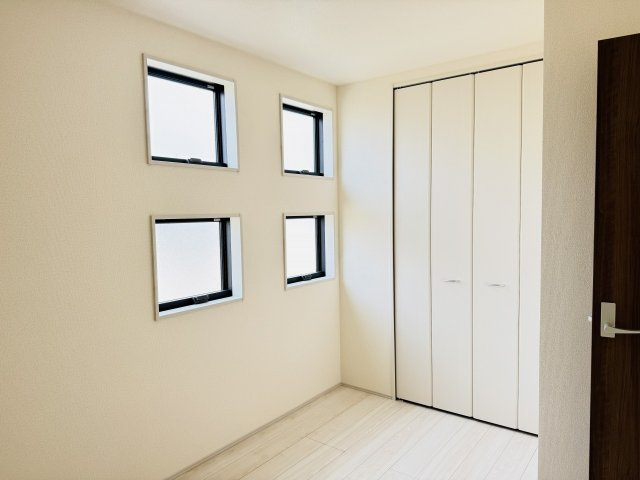 八王子市　久保山町　新築一戸建て　２期の子供部屋|～2階5.5帖の洋室です～