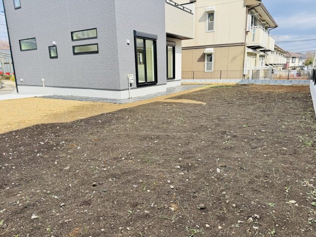 八王子市　久保山町　新築一戸建て　２期の庭|～ガーデニングやバーベキュー、お子様のプール遊びなども楽しめる広い庭付き～