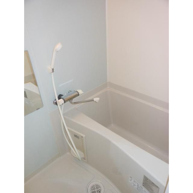 ジェムストーン高田馬場の浴室