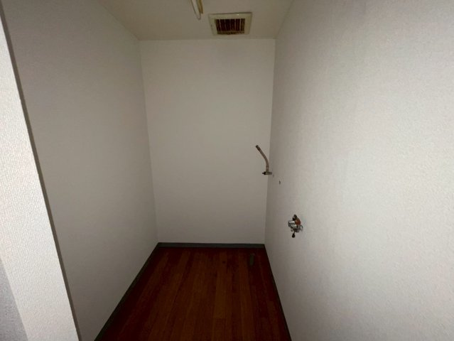大門ビルの内装