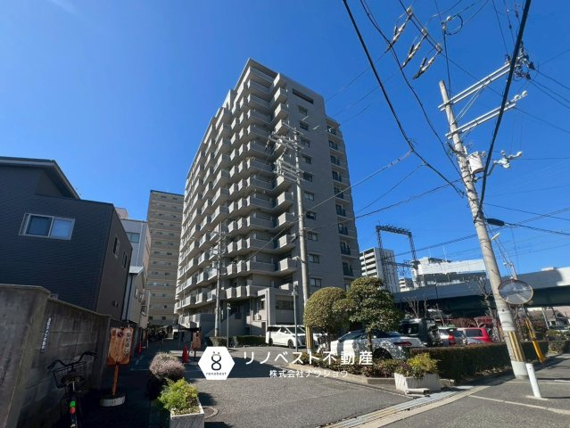 グランドメゾン小阪の外観|ペットと同居をお考えの方におすすめ♪ファミリーに人気の3LDKマンション◎