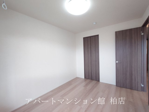b-kubus(ビークブス)の居間・リビング