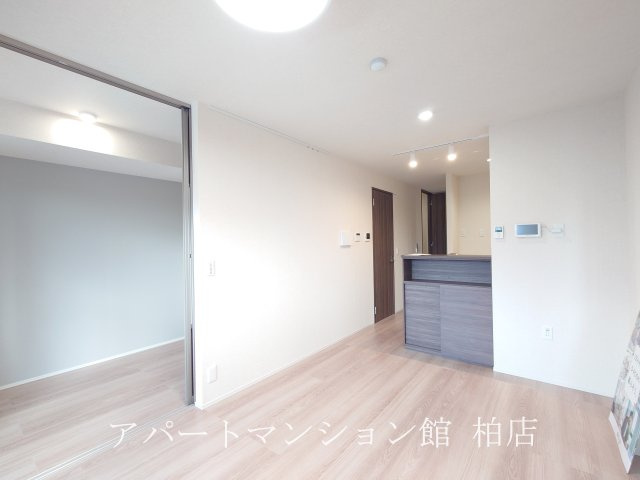 b-kubus(ビークブス)の居間・リビング