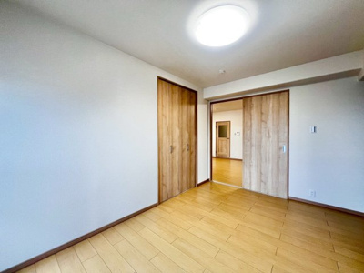 【洋室】 | 堺東グリーンハイツ | 親切・丁寧を心がけ、お客様目線で物件探しのお手伝いをさせて頂きます♪お気軽にお問い合わせください！