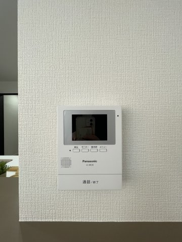 チサンマンション小笹の防犯設備|来訪者を確認できるモニター付きインターホーン