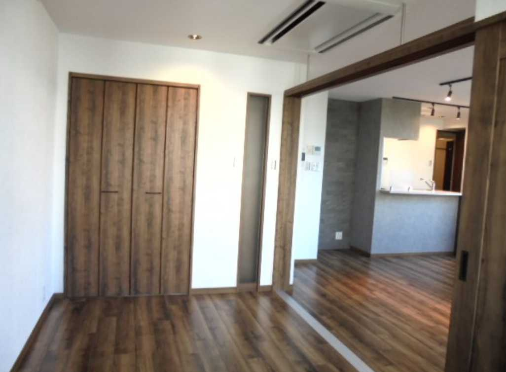 GRAND駒沢公園　オートロック　ペット相談　外観タイル貼りの内装