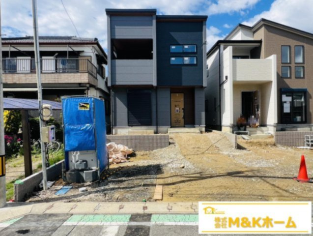 半田市花田町1丁目　全2棟　1号棟