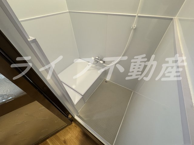 御厨東2丁目　貸家の浴室|日々の疲れを癒すお風呂付です