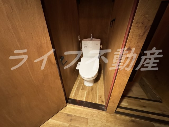 御厨東2丁目　貸家のトイレ|コンパクトで使いやすいトイレです