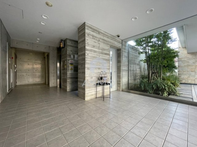 【ロビー】 | ラフルール