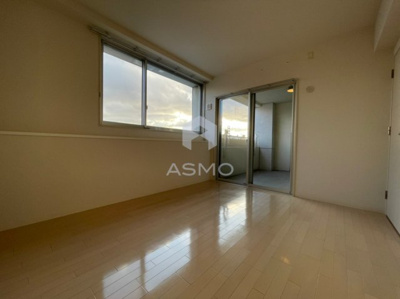 【居間・リビング】 | ラフルール | ※同物件　別間取り　参考写真