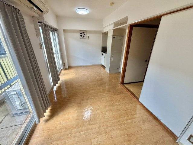 ファーストイン手柄の居間・リビング