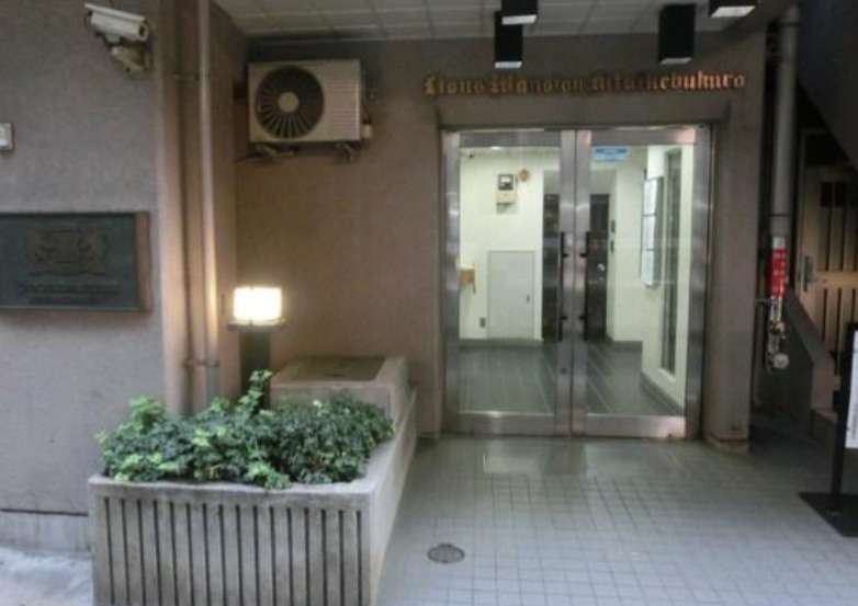 ライオンズマンション北池袋のエントランス