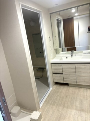 【脱衣所】 | ひばりが丘フィールズ2番街 | 洗面室です。