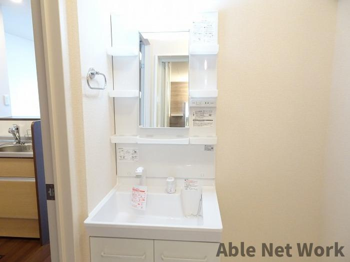 フォレストメゾン堀割の洗面所|洗面化粧台