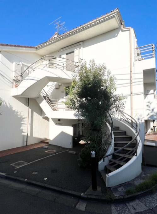 代田エステの外観