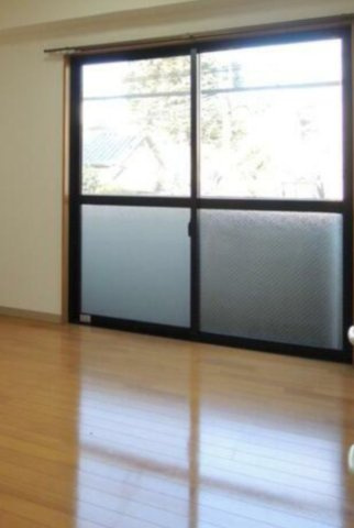 ミレニアム新井の居間・リビング|リビング☆