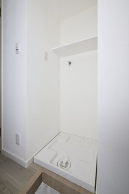 【洗面所】 | SYNEX YOKOHAMA-SHIMMACHI | ※902号室参考写真です　