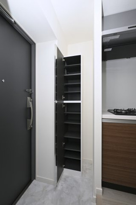 【収納】 | SYNEX YOKOHAMA-SHIMMACHI | ※902号室参考写真です　