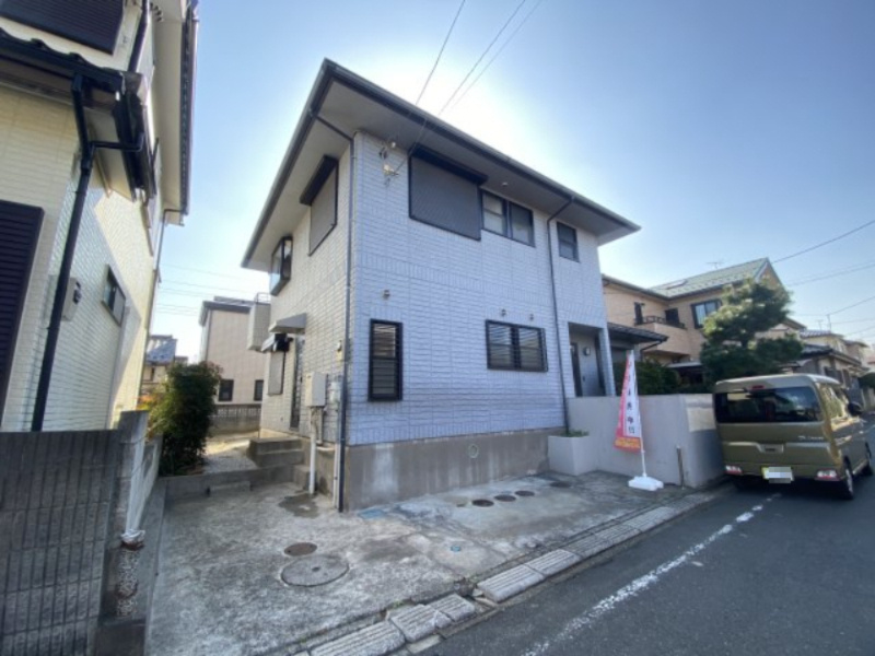 川越市かすみ野中古戸建の前面道路含む現地写真