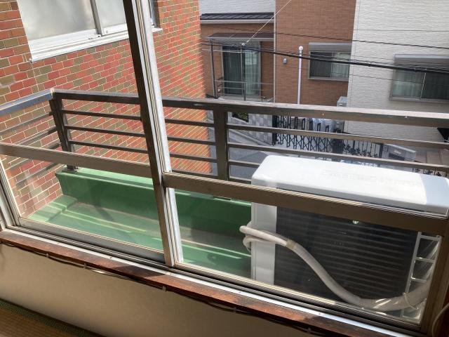 和室6畳・窓(窓手すりあり)